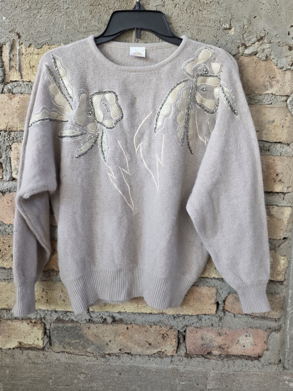Vintage Beaded & Faux Leather Floral Knit Sweater 50% Lambswool 40% Angora Small